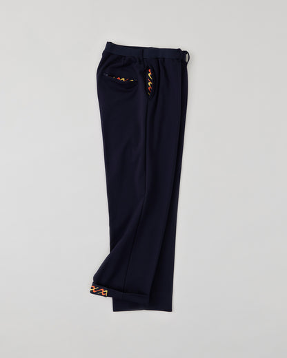 トラックパンツ　ネイビー　側面