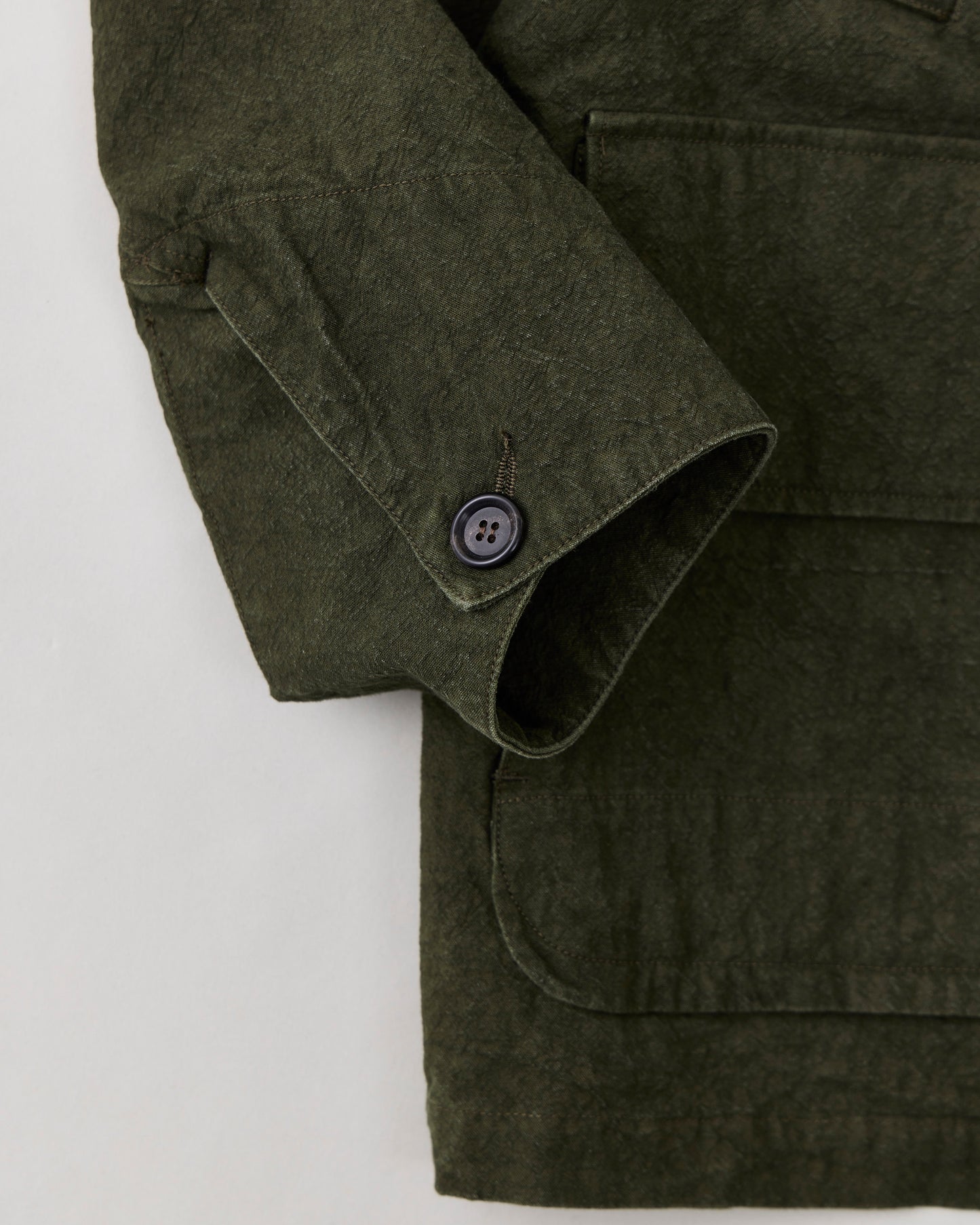 ハンティングジャケット　ダークオリーブ　袖口部分