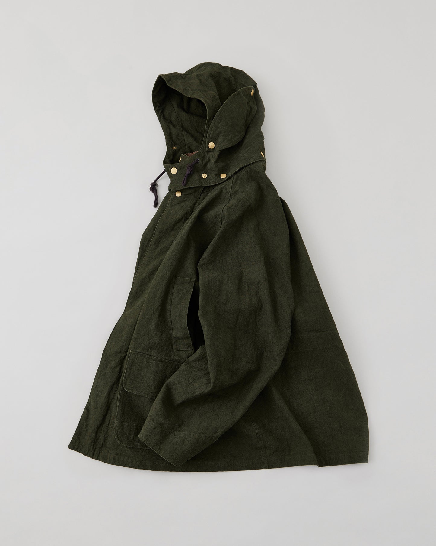 ハンティングジャケット　ダークオリーブ　横シルエット