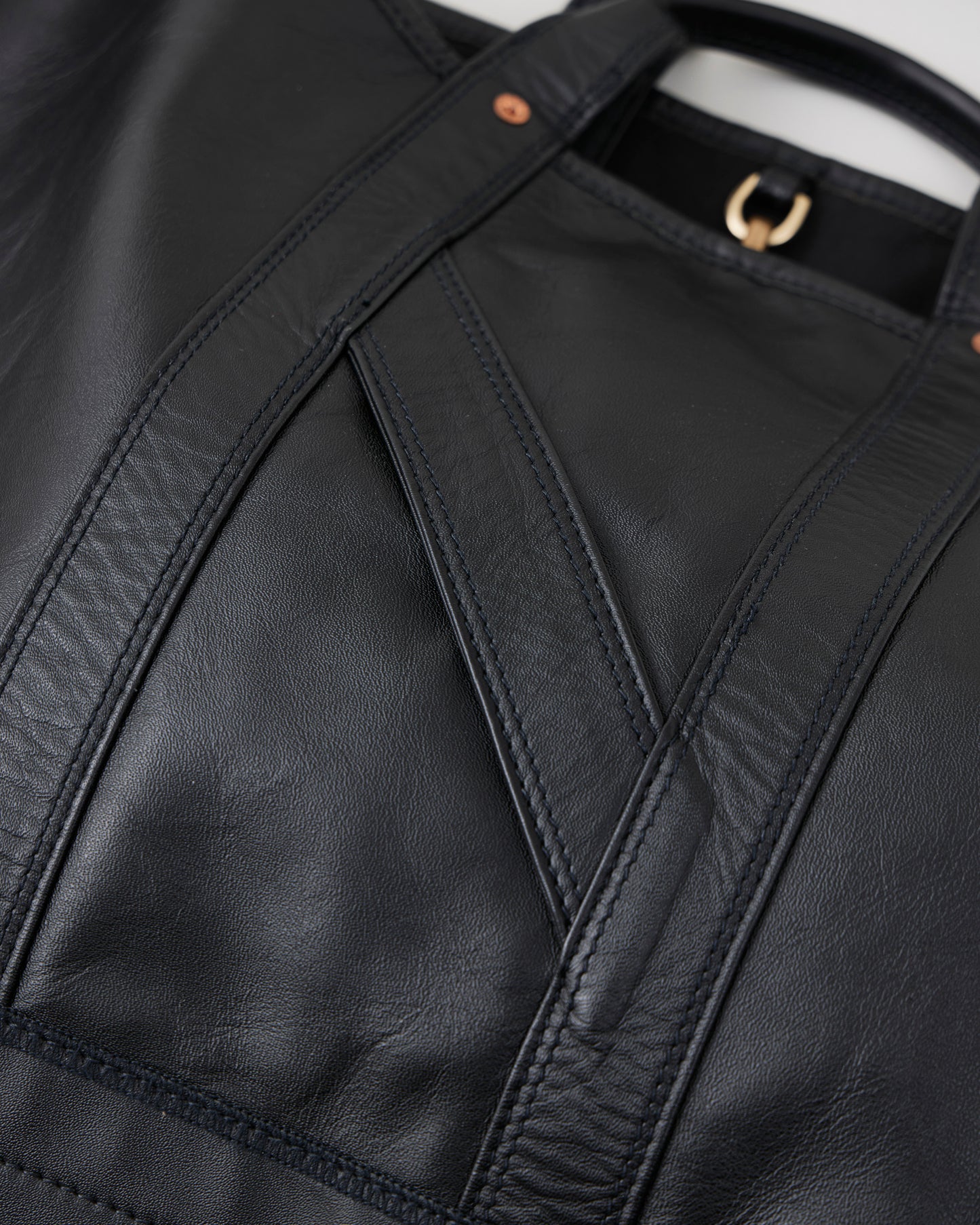 NICENESS　HORSE LEATHER SHOULDER STRAP BAG  H.LEDZ