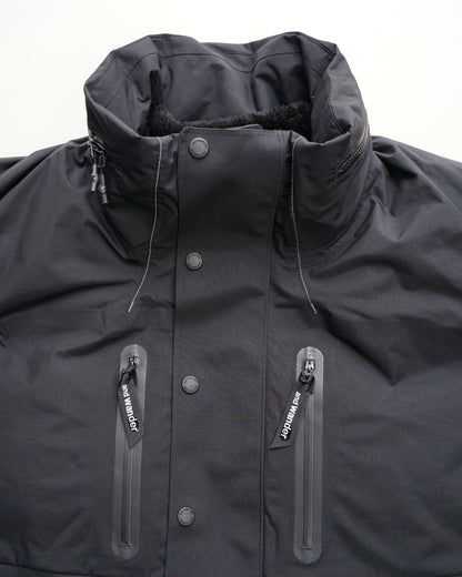 and wander　rain proof down jacket