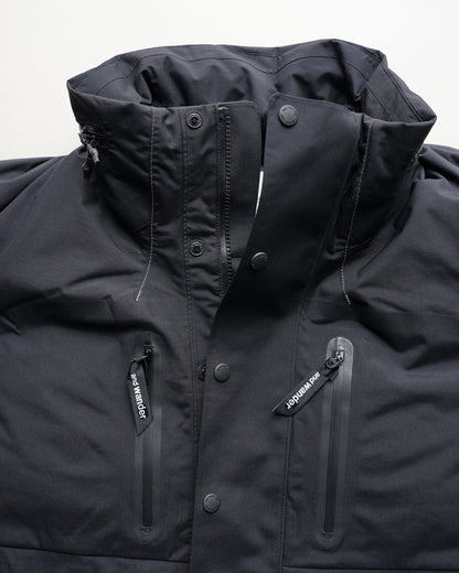 and wander　rain proof down jacket