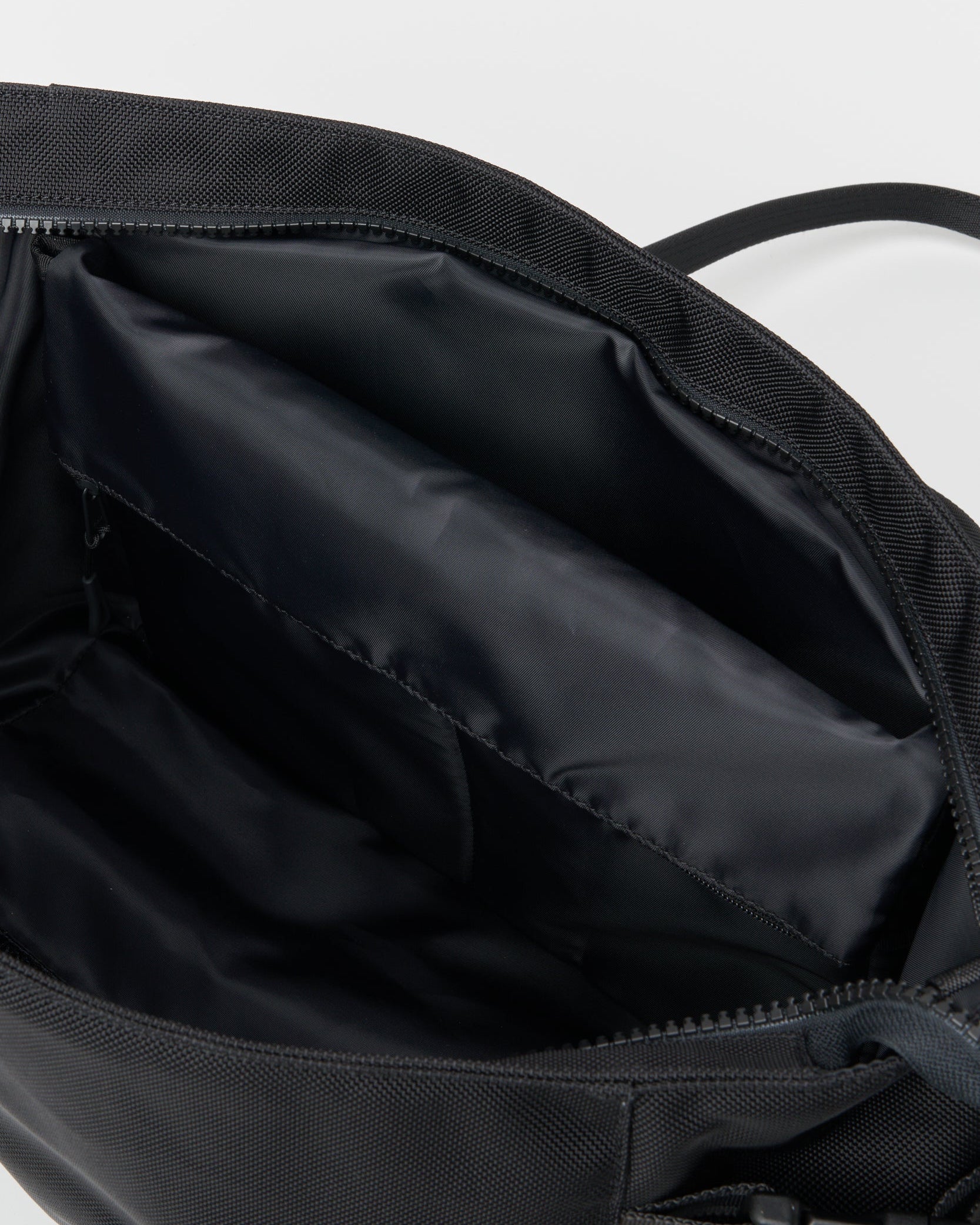 トートバック　内装　ブラック